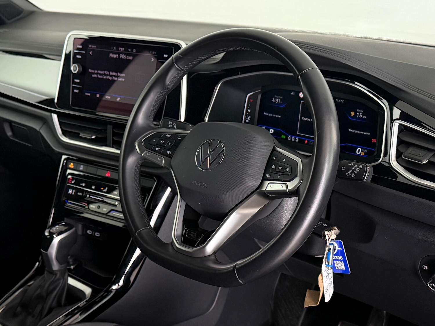 Used Volkswagen T-Roc 2024 for sale - 76886254: Photo 14