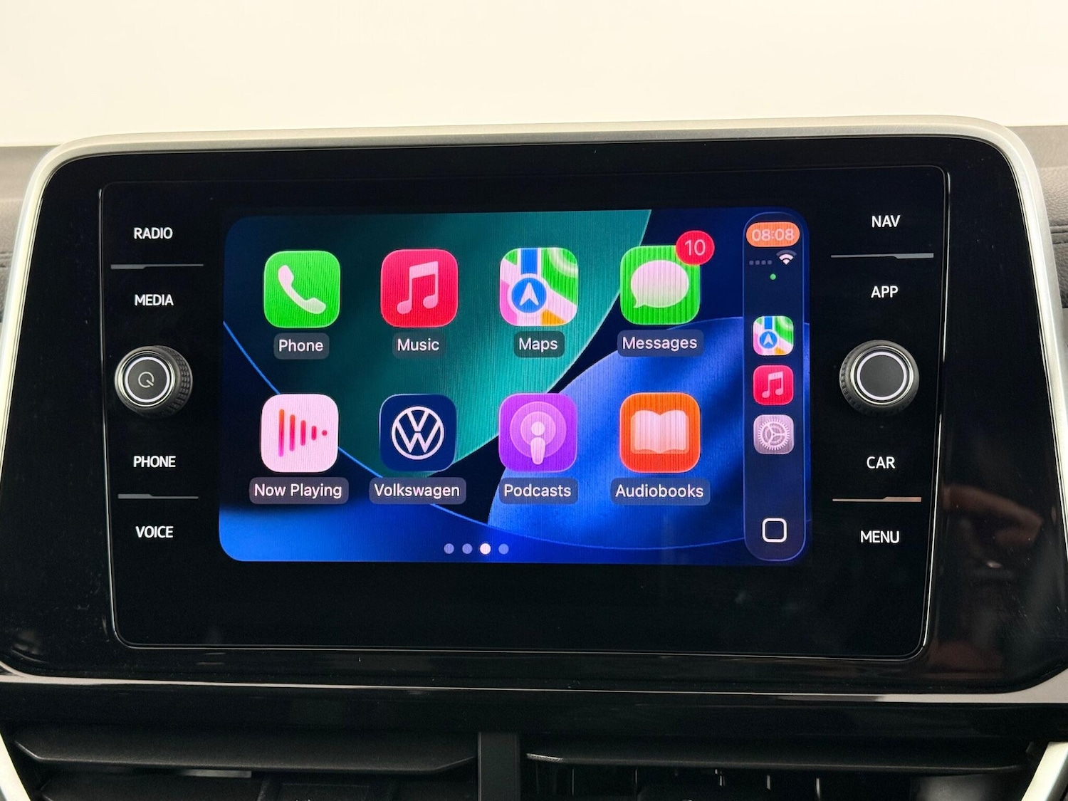 Used Volkswagen T-Roc 2024 for sale - 76886254: Photo 32