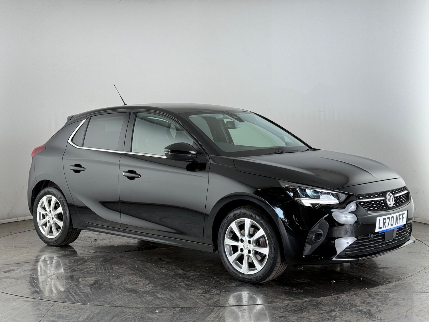 Used Vauxhall Corsa for sale - 76468125: Photo 1