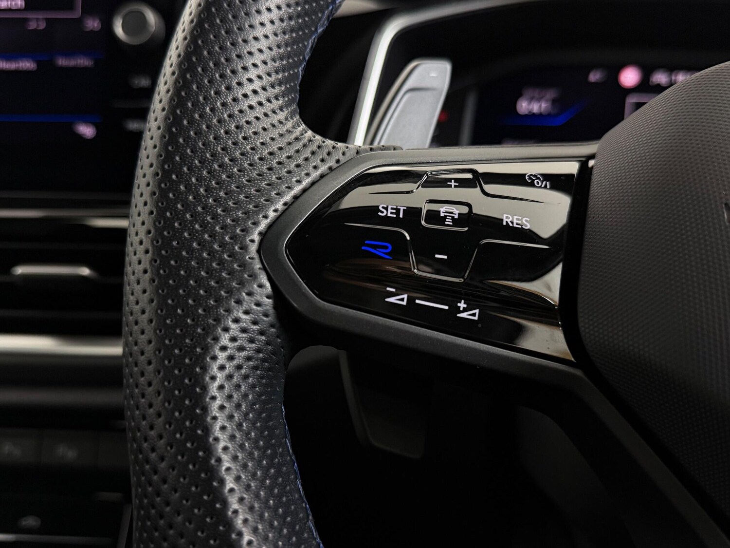 Used Volkswagen T-Roc 2022 for sale - 77181329: Photo 18