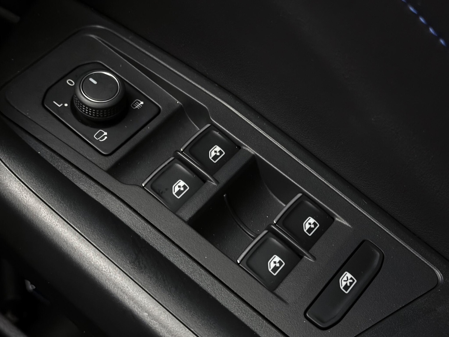 Used Volkswagen T-Roc 2022 for sale - 77181329: Photo 23