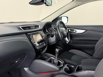 Used Nissan Qashqai 2018 for sale - 78977150: Photo