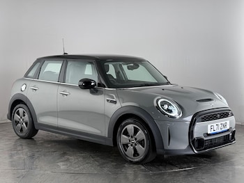 Used MINI Hatch 2021 for sale - 76468116: Photo