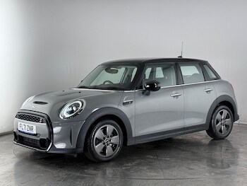 Used MINI Hatch 2021 for sale - 76468116: Photo