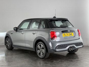 Used MINI Hatch 2021 for sale - 76468116: Photo