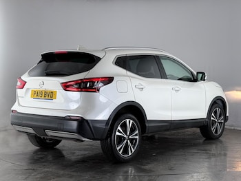 Used Nissan Qashqai 2019 for sale - 77180528: Photo