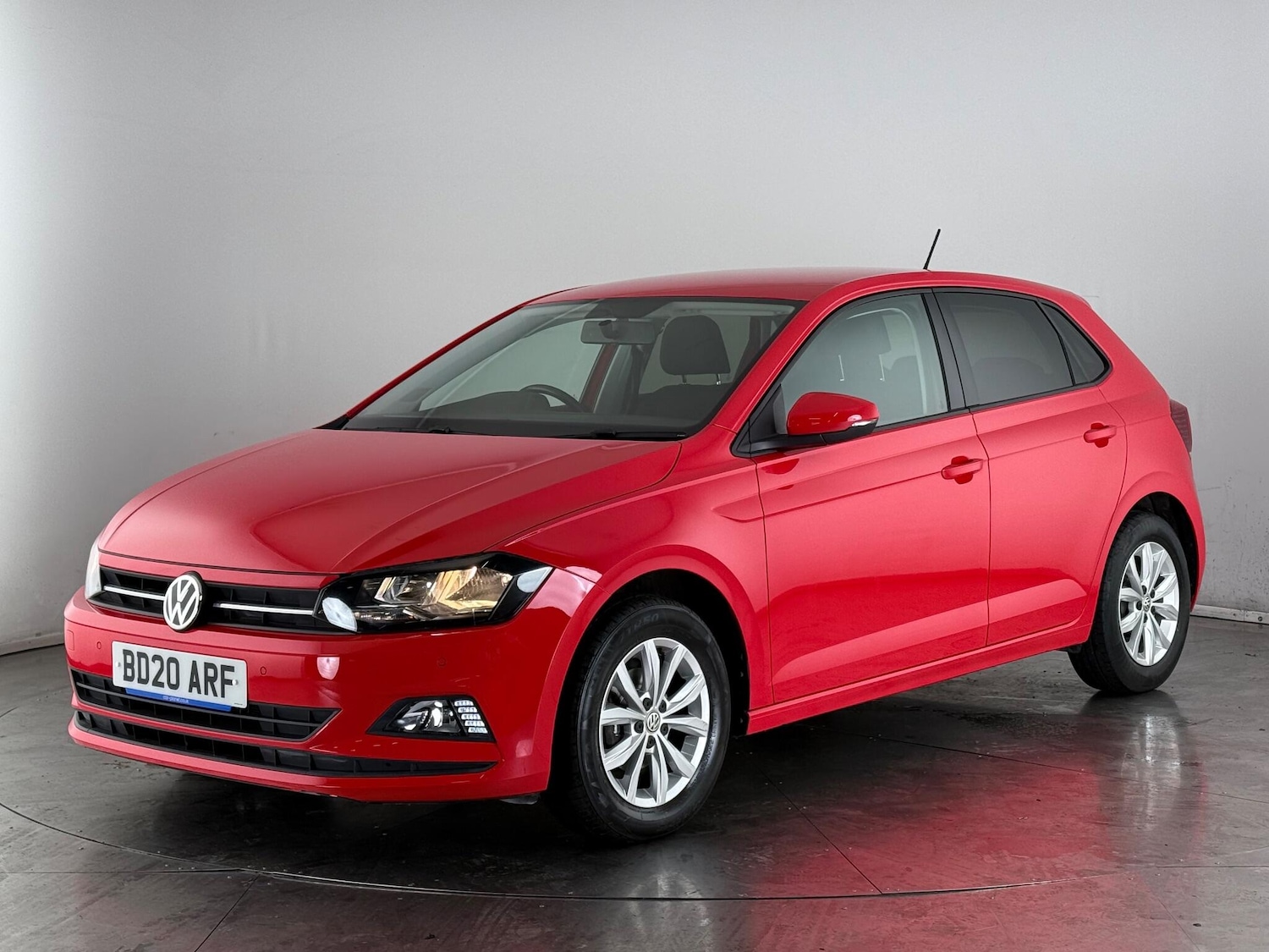 Used Volkswagen Polo 2020 for sale - 76468248: Photo 3