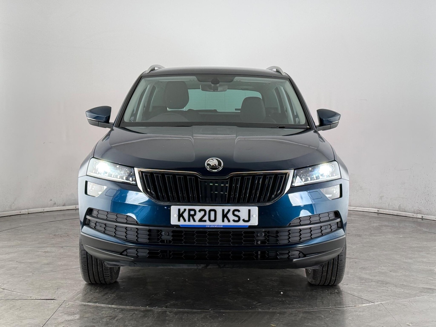 Used Skoda Karoq 2020 for sale - 77246930: Photo 2