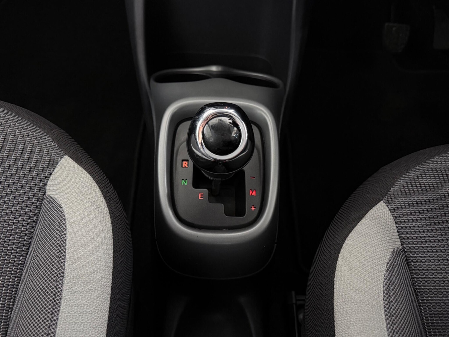 Used Toyota AYGO 2020 for sale - 77926315: Photo 25