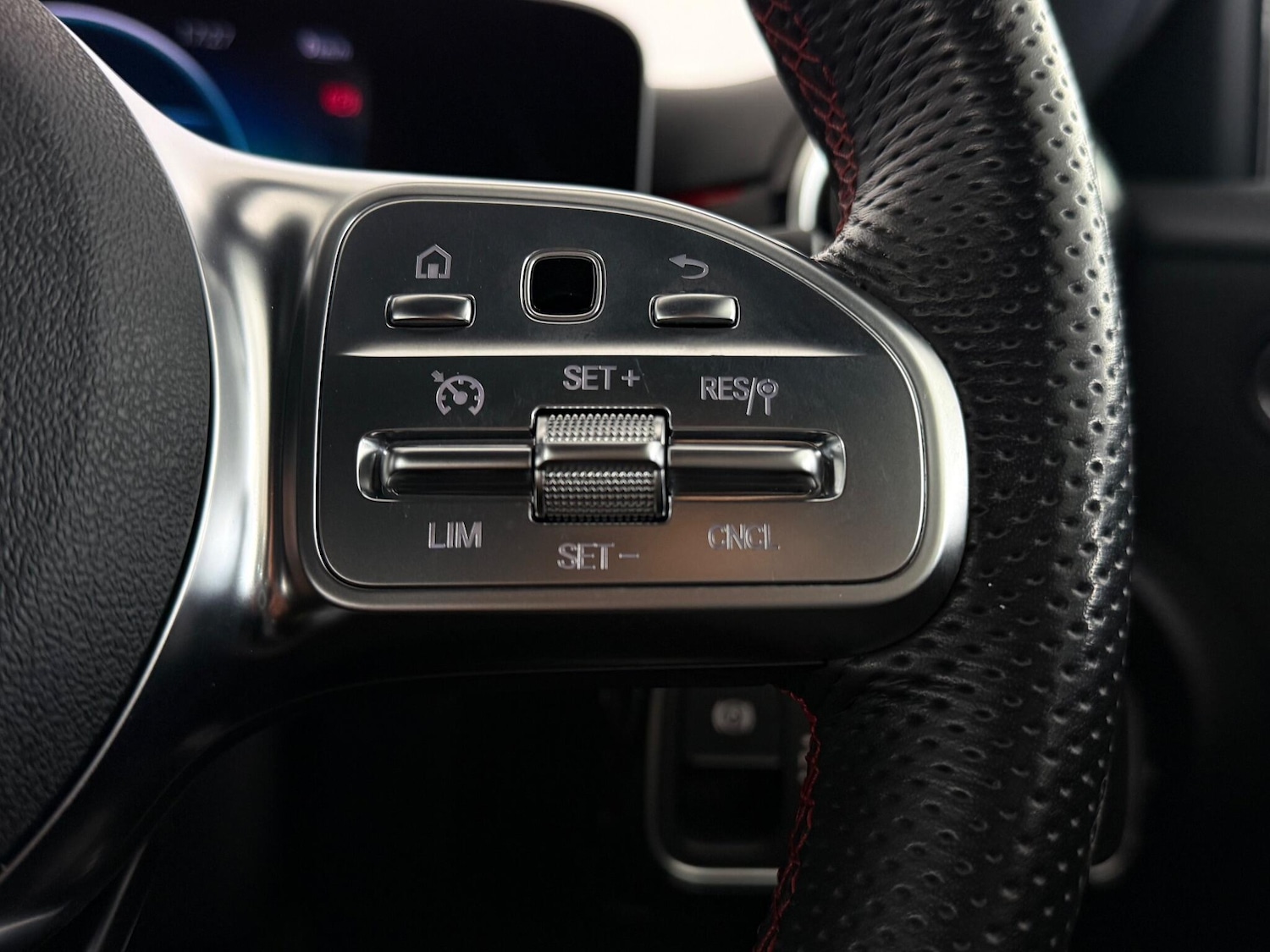 Used Mercedes-Benz A-Class 2019 for sale - 77181048: Photo 20