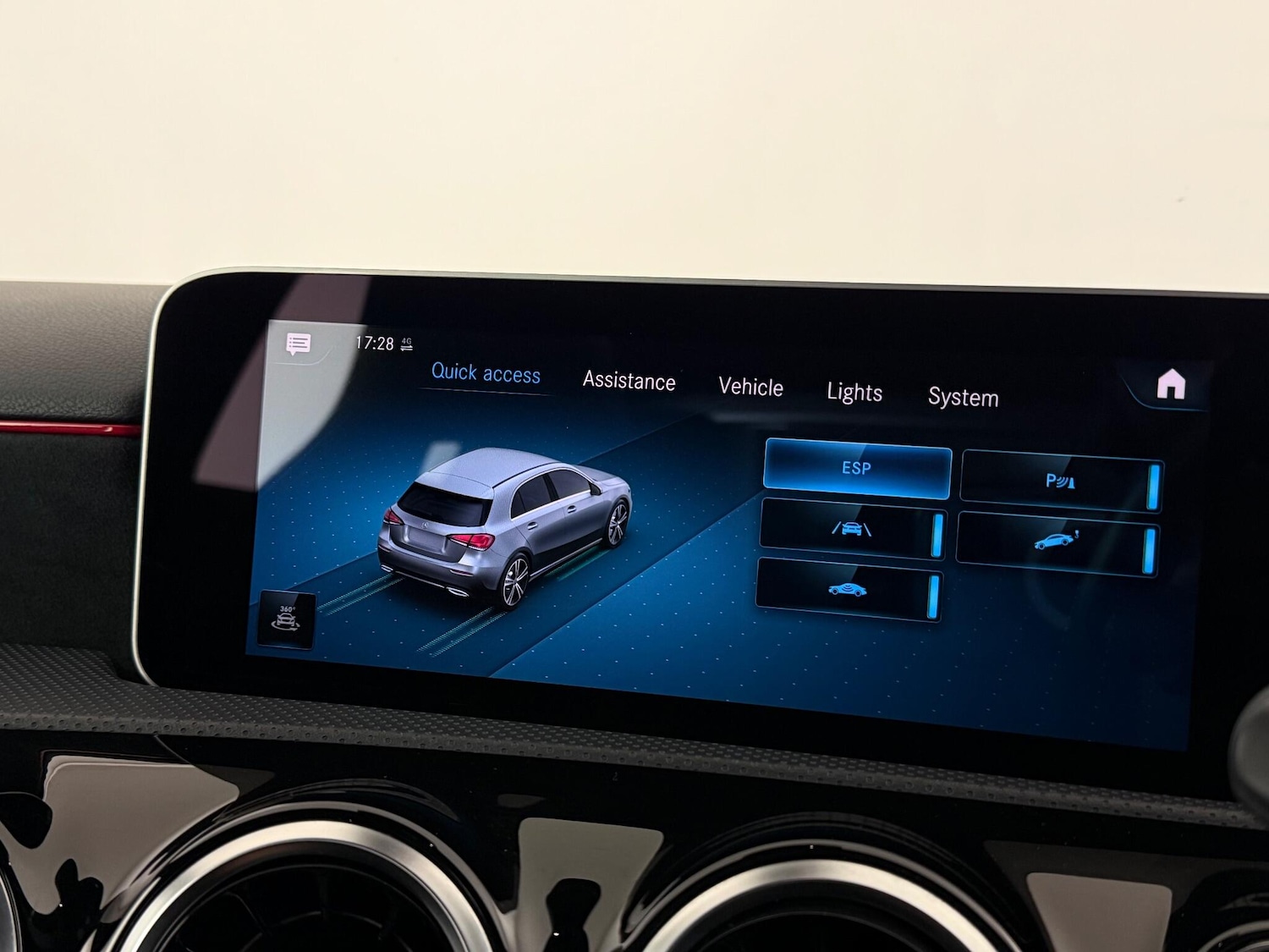 Used Mercedes-Benz A-Class 2019 for sale - 77181048: Photo 28