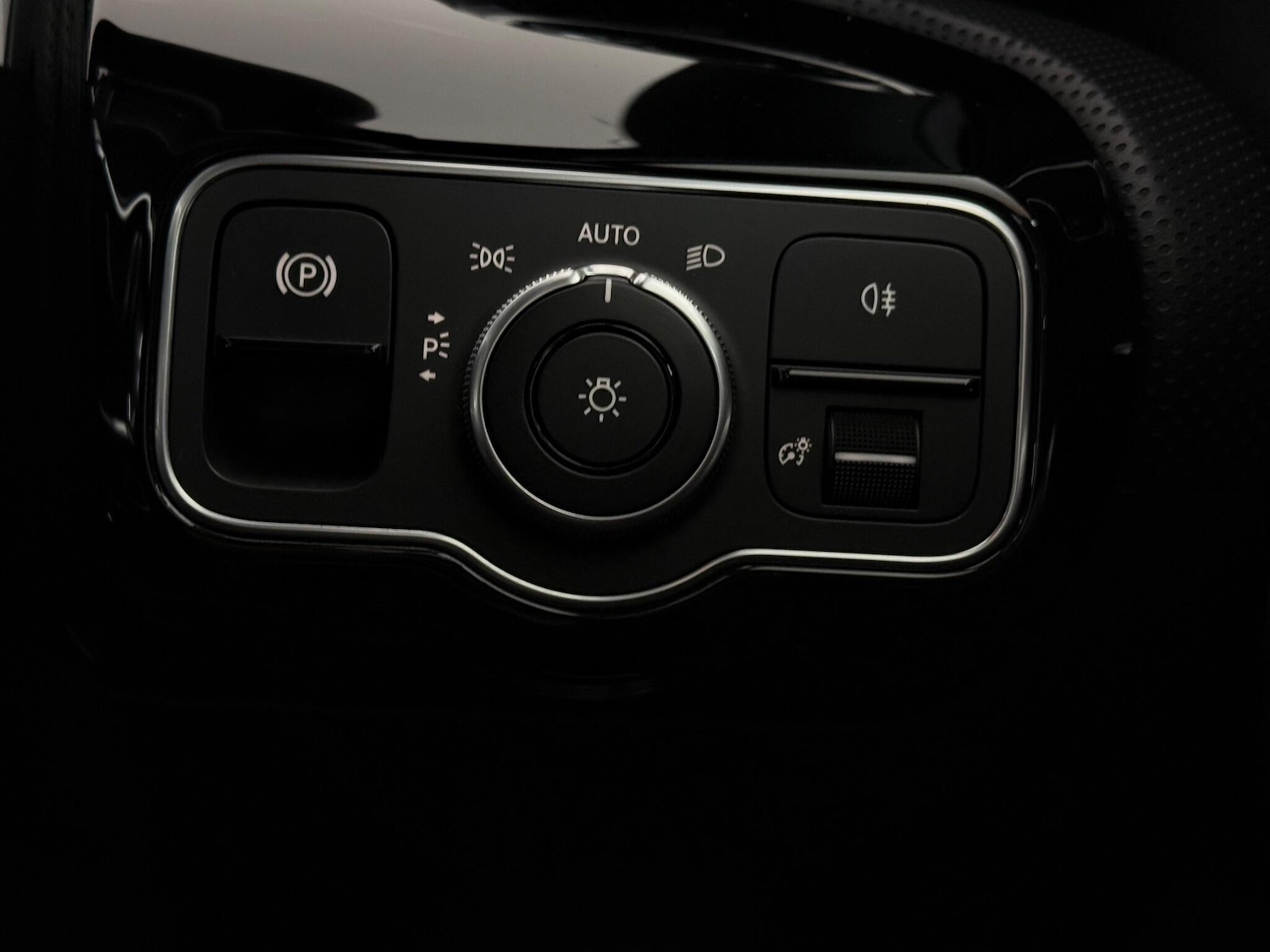 Used Mercedes-Benz A-Class 2019 for sale - 77181048: Photo 32