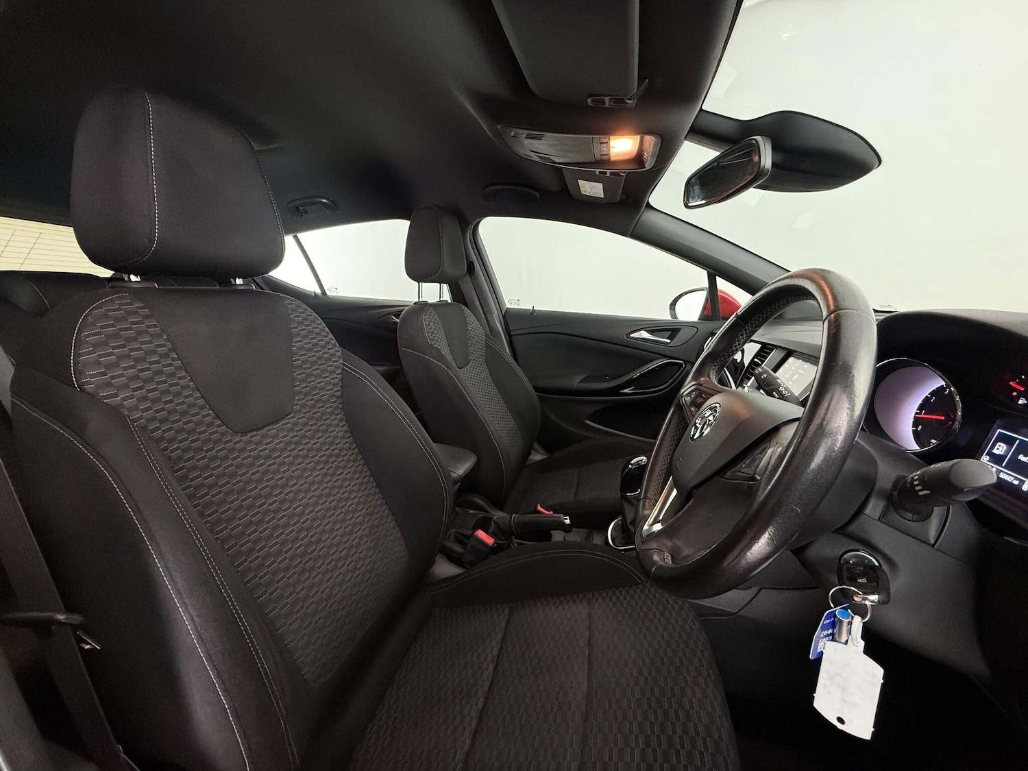 Used Vauxhall Astra 2018 for sale - 76468758: Photo 16