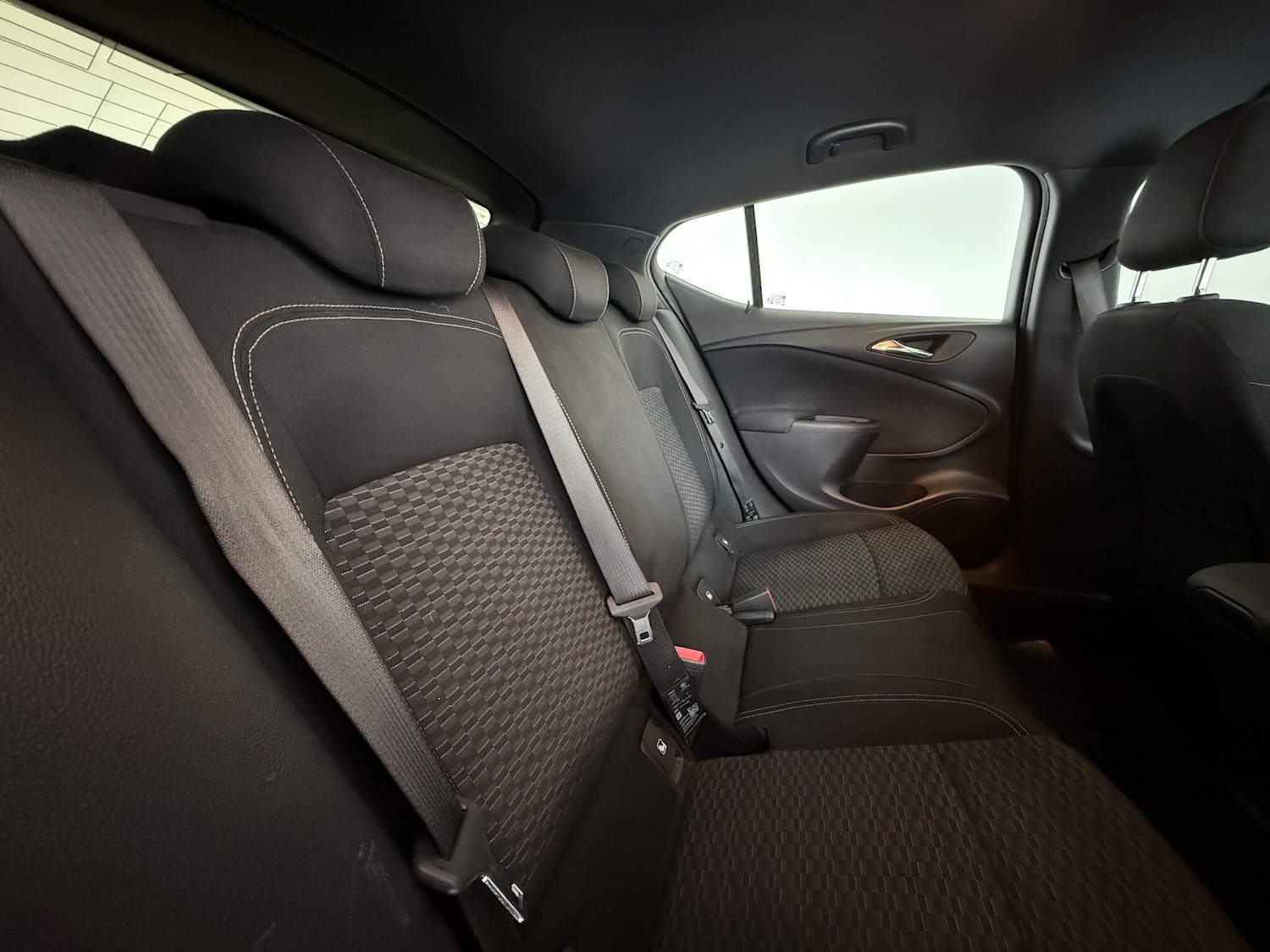 Used Vauxhall Astra 2018 for sale - 76468758: Photo 19