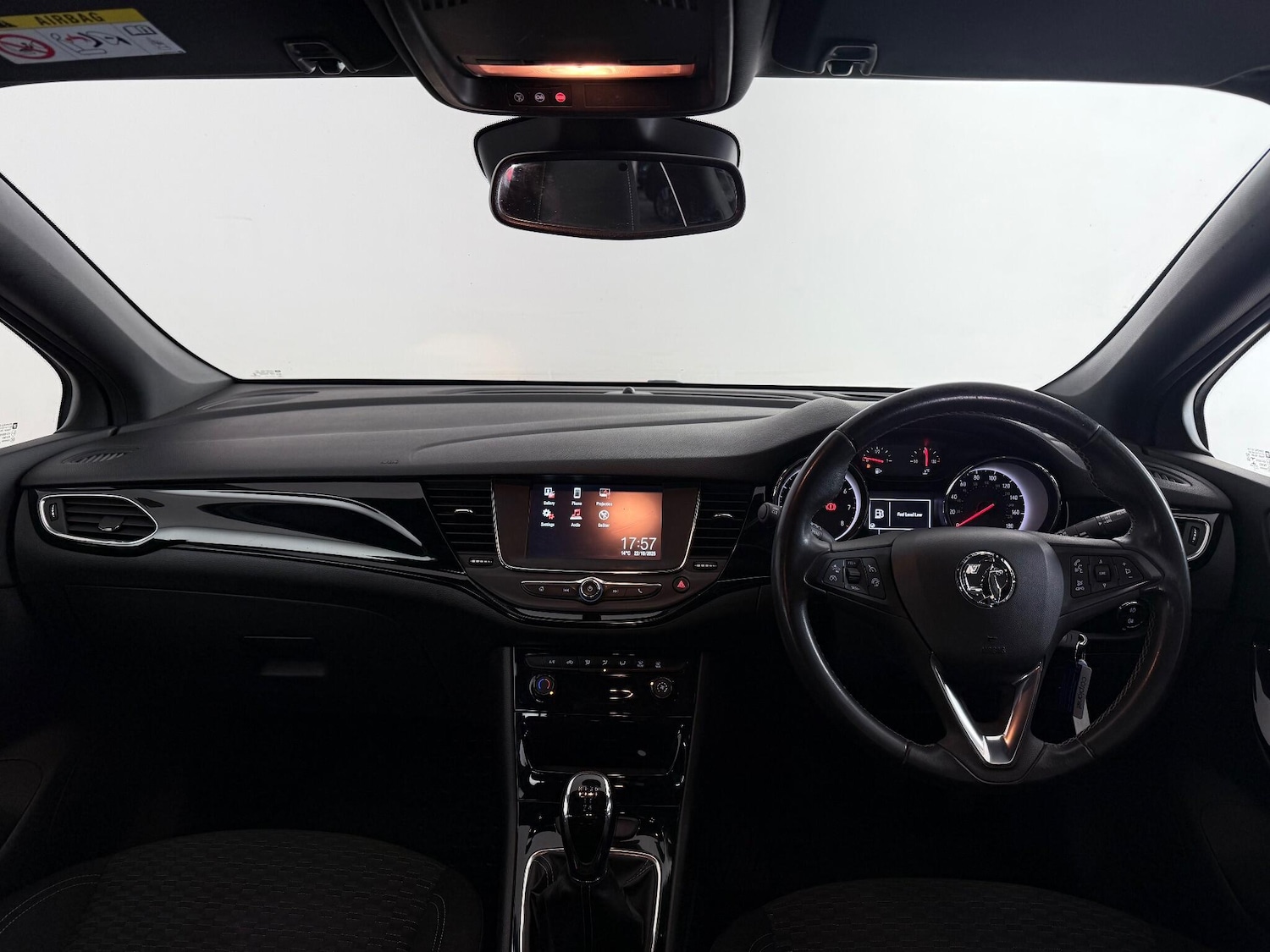 Used Vauxhall Astra 2018 for sale - 76468758: Photo 20