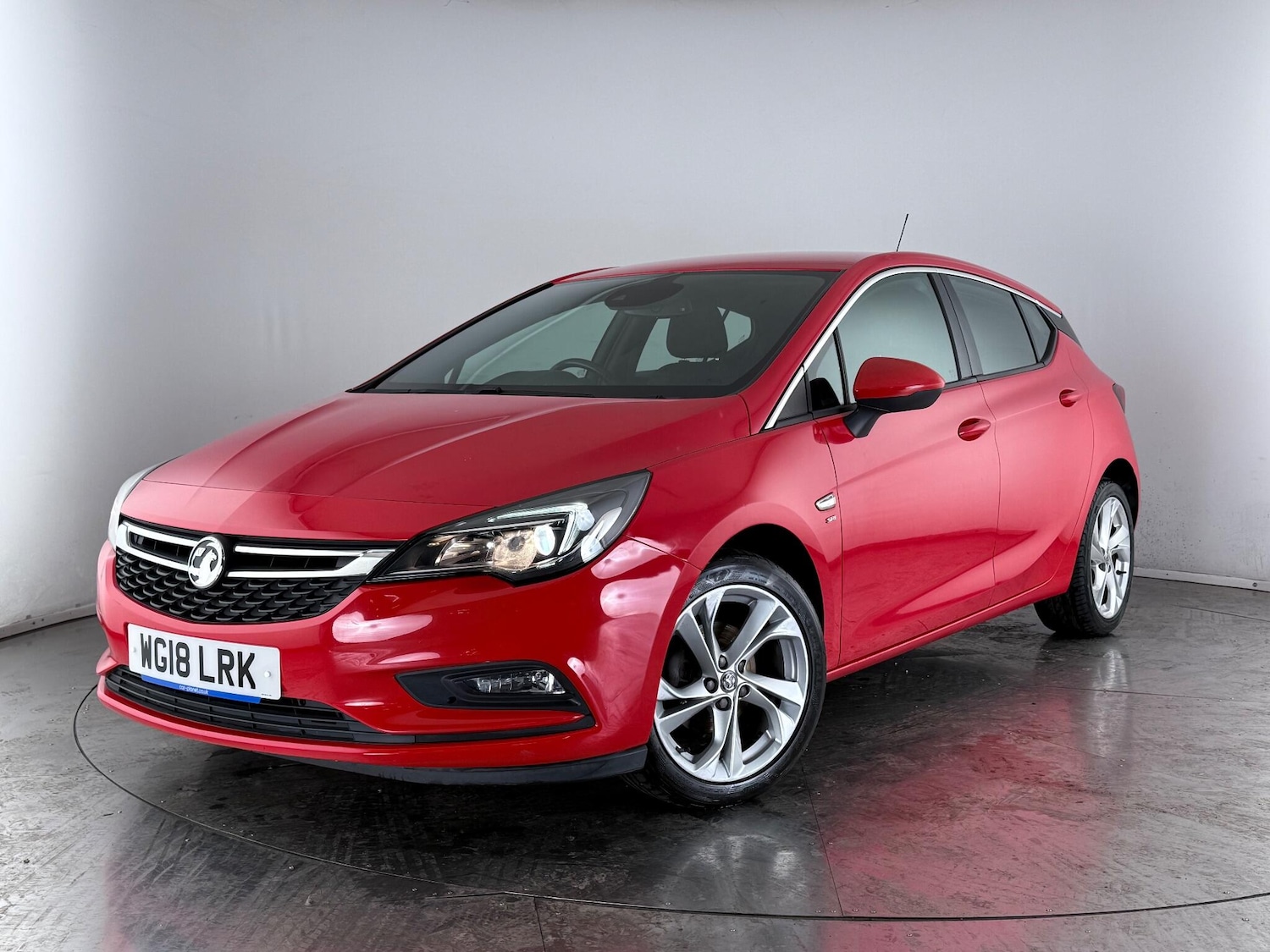 Used Vauxhall Astra 2018 for sale - 76468758: Photo 44