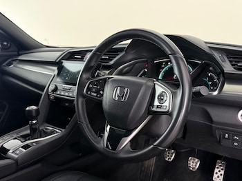 Used Honda Civic 2018 for sale - 78705755: Photo