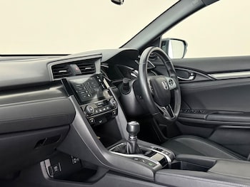Used Honda Civic 2018 for sale - 78705755: Photo