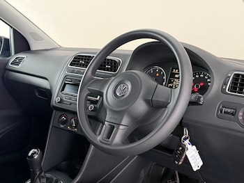 Used Volkswagen Polo 2013 for sale - 79269212: Photo
