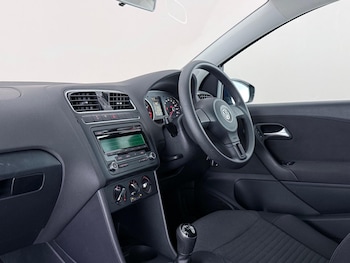 Used Volkswagen Polo 2013 for sale - 79269212: Photo