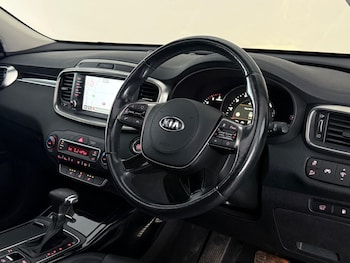 Used Kia Sorento 2018 for sale - 79497359: Photo