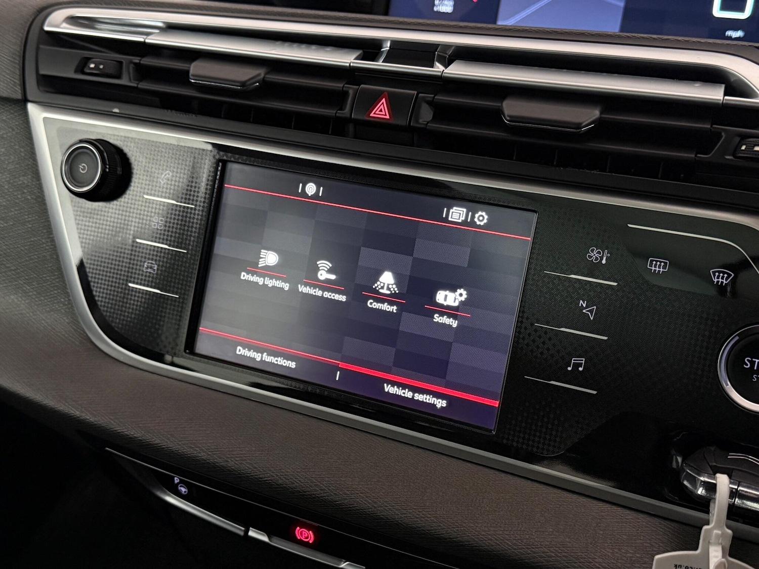 Used Citroen C4 Grand Picasso 2016 for sale - 77180837: Photo 29