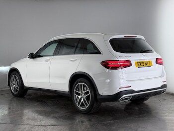 Used Mercedes-Benz GLC 2019 for sale - 76537978: Photo