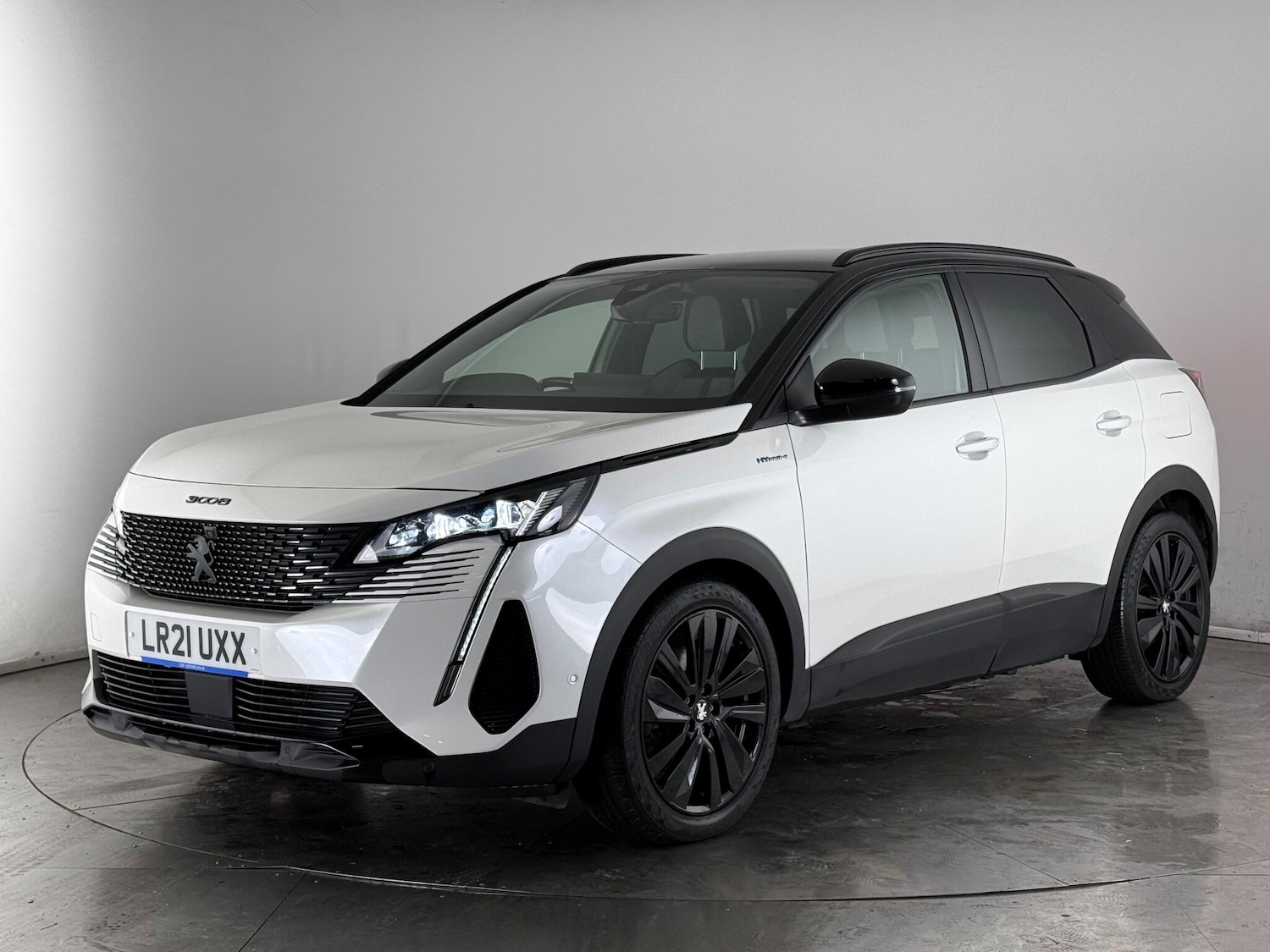 Used Peugeot 3008 2021 for sale - 77181031: Photo 2