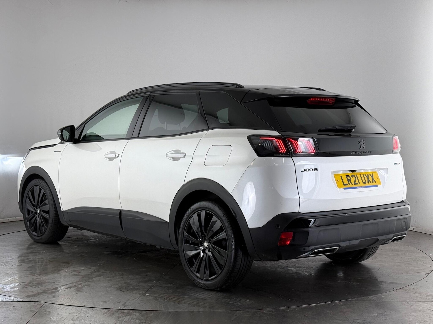 Used Peugeot 3008 2021 for sale - 77181031: Photo 3