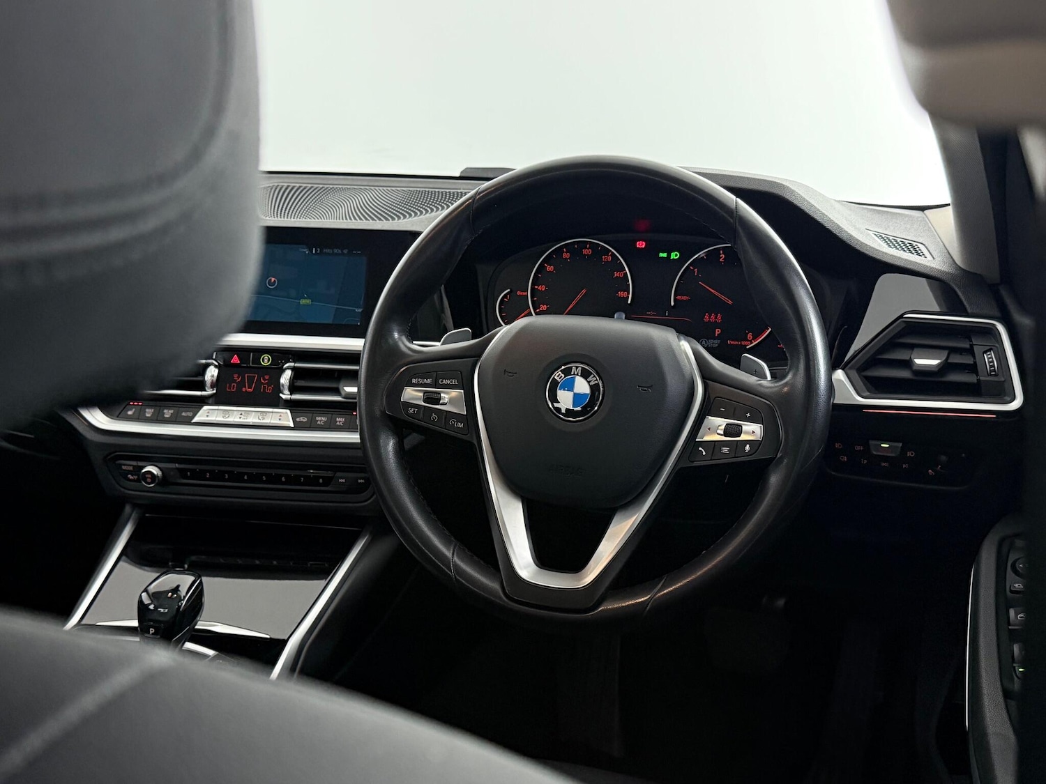 Used BMW 3 Series 2019 for sale - 77217050: Photo 17