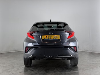 Used Toyota C-HR 2022 for sale - 77259852: Photo
