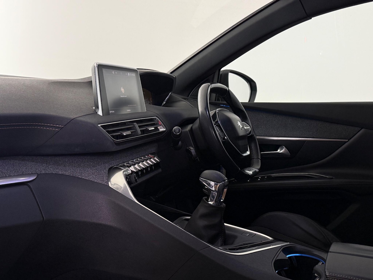 Used Peugeot 3008 2018 for sale - 77260559: Photo 12