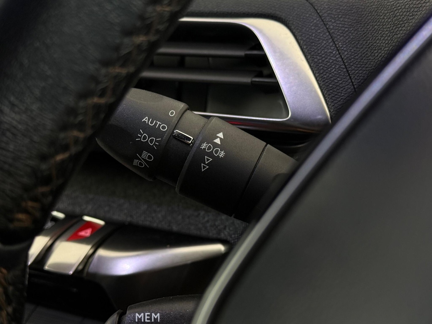 Used Peugeot 3008 2018 for sale - 77260559: Photo 22