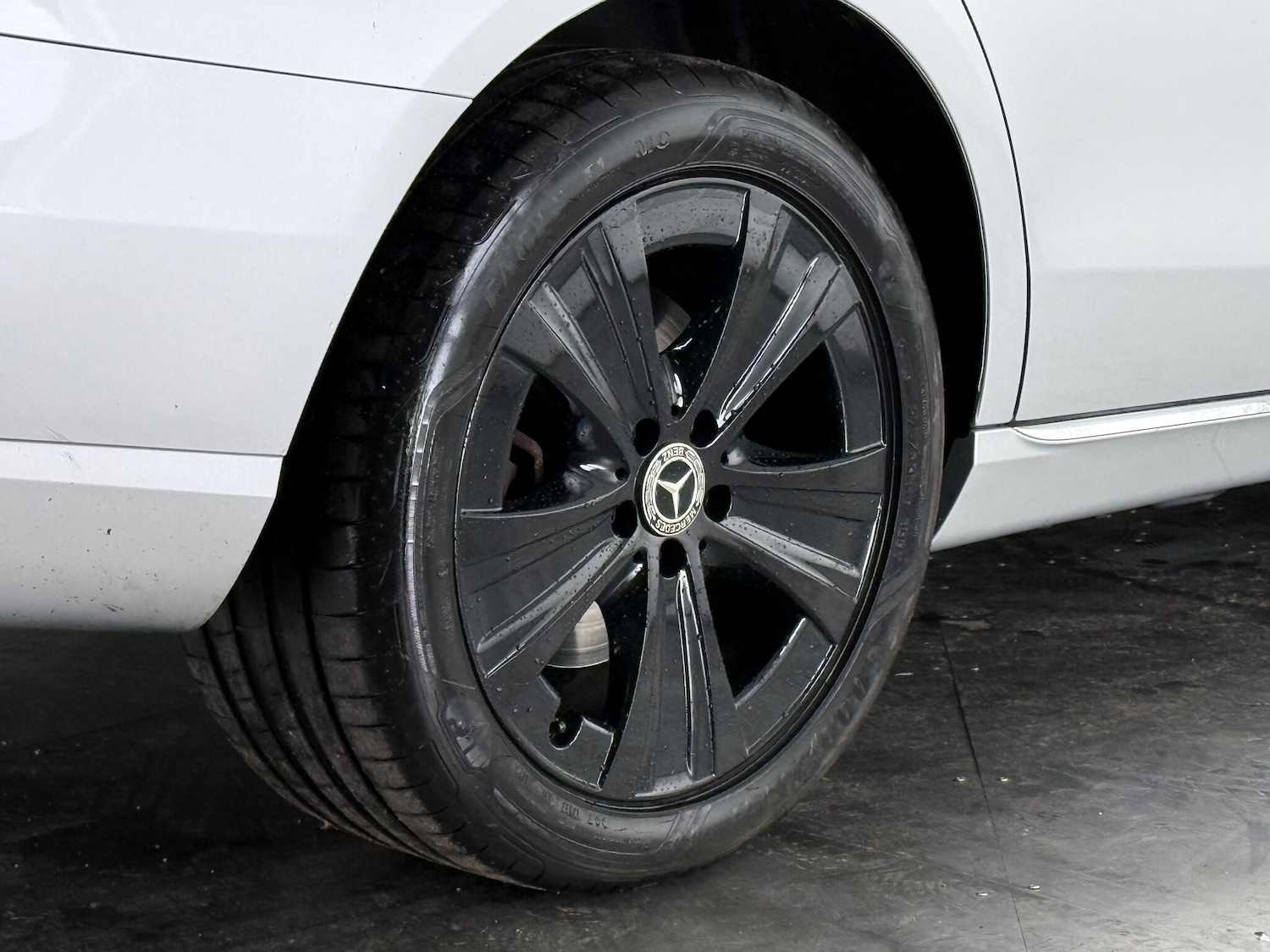 Used Mercedes-Benz E Class 2019 for sale - 76865496: Photo 11