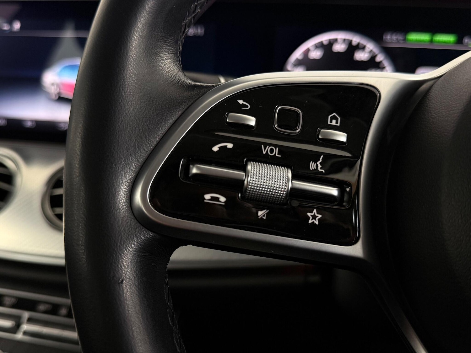 Used Mercedes-Benz E Class 2019 for sale - 76865496: Photo 23