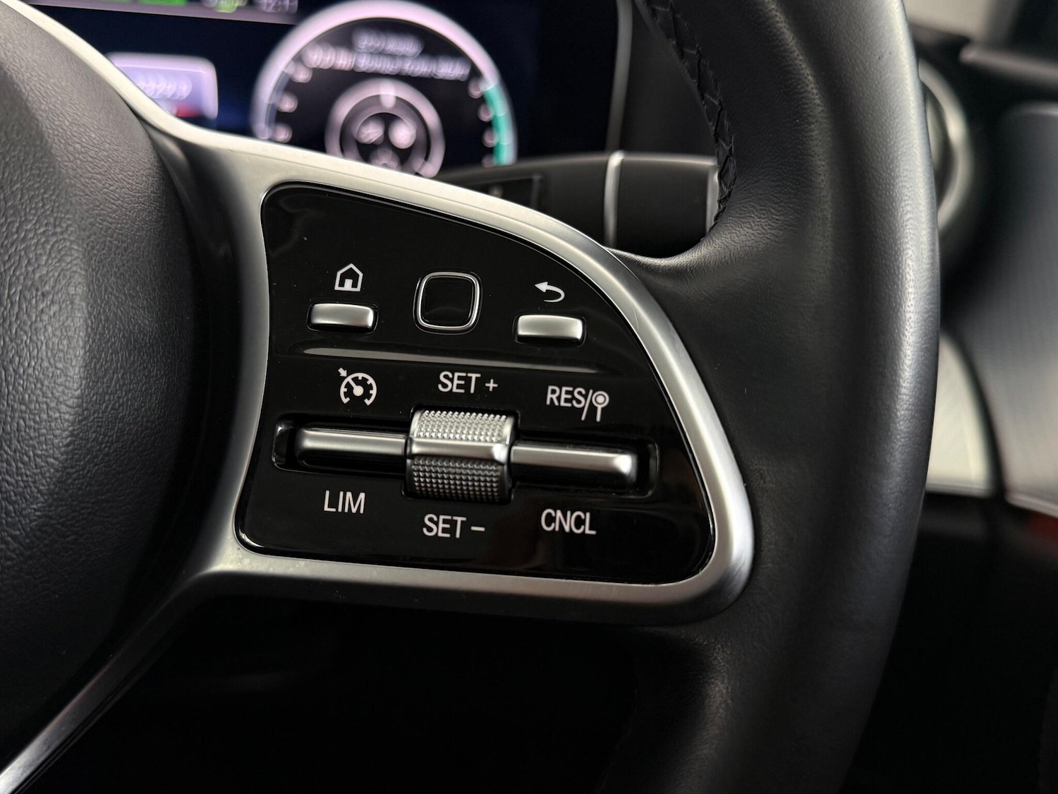 Used Mercedes-Benz E Class 2019 for sale - 76865496: Photo 25