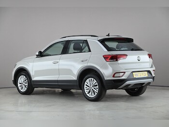 Used Volkswagen T-Roc 2022 for sale - 78116689: Photo