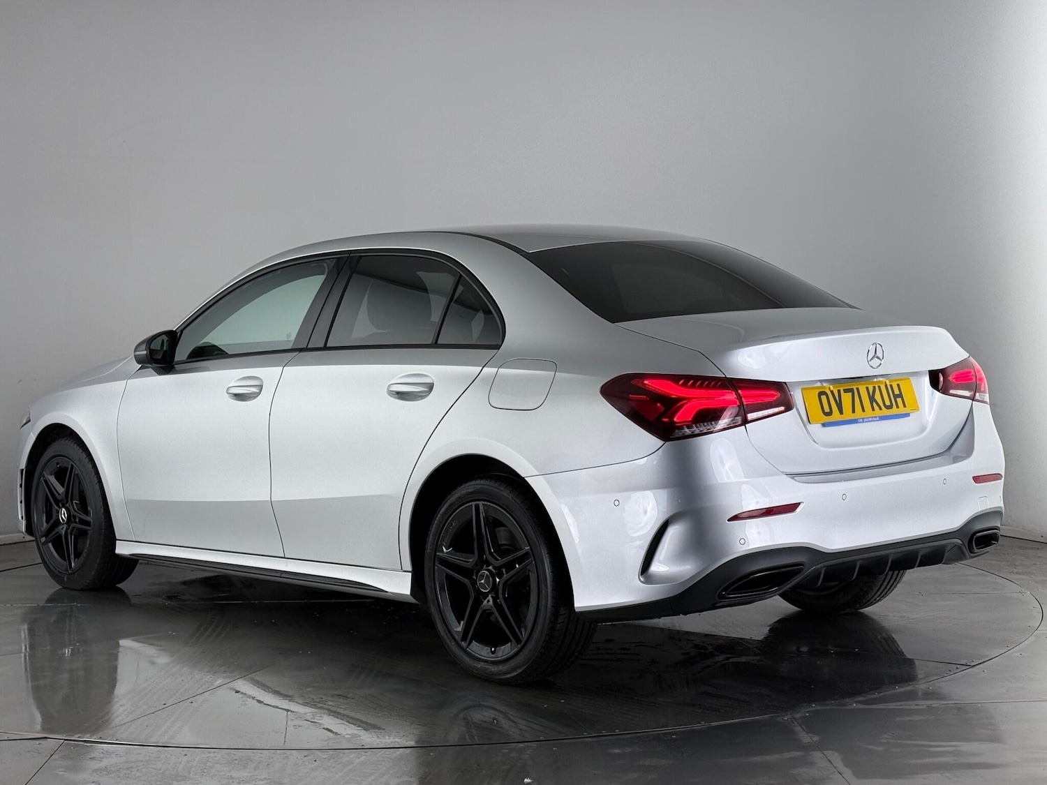 Used Mercedes-Benz A-Class 2021 for sale - 77246444: Photo 2