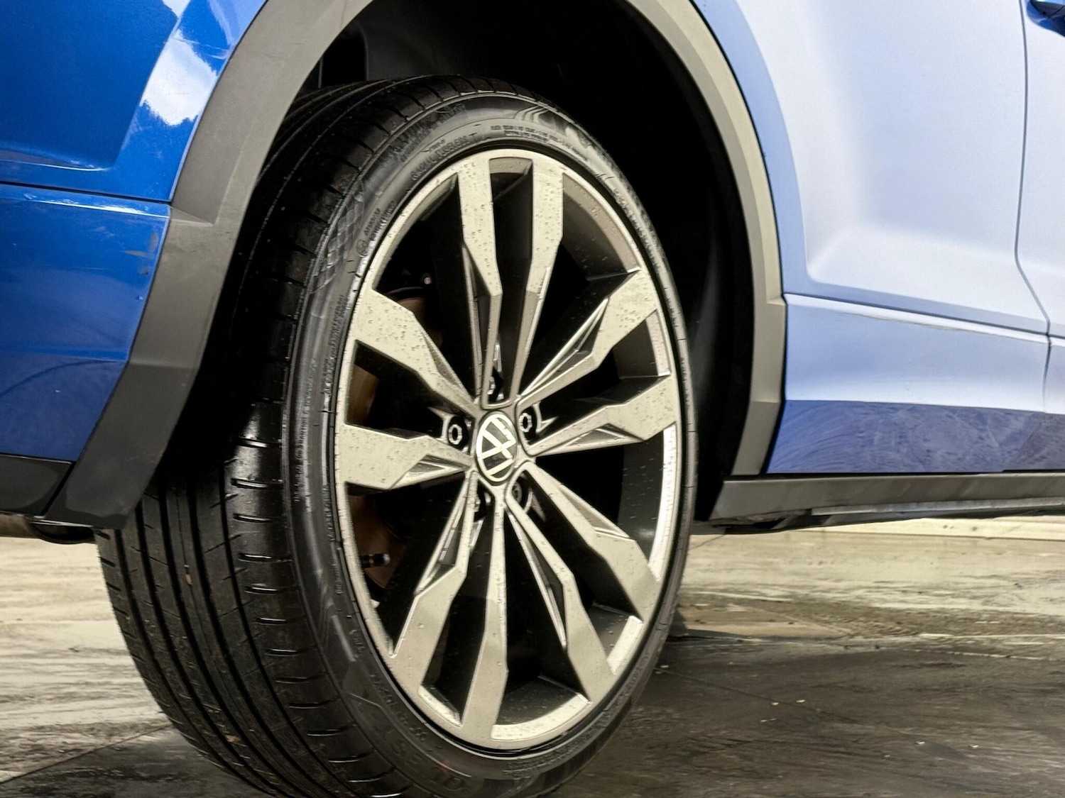 Used Volkswagen T-Roc 2021 for sale - 77364849: Photo 8