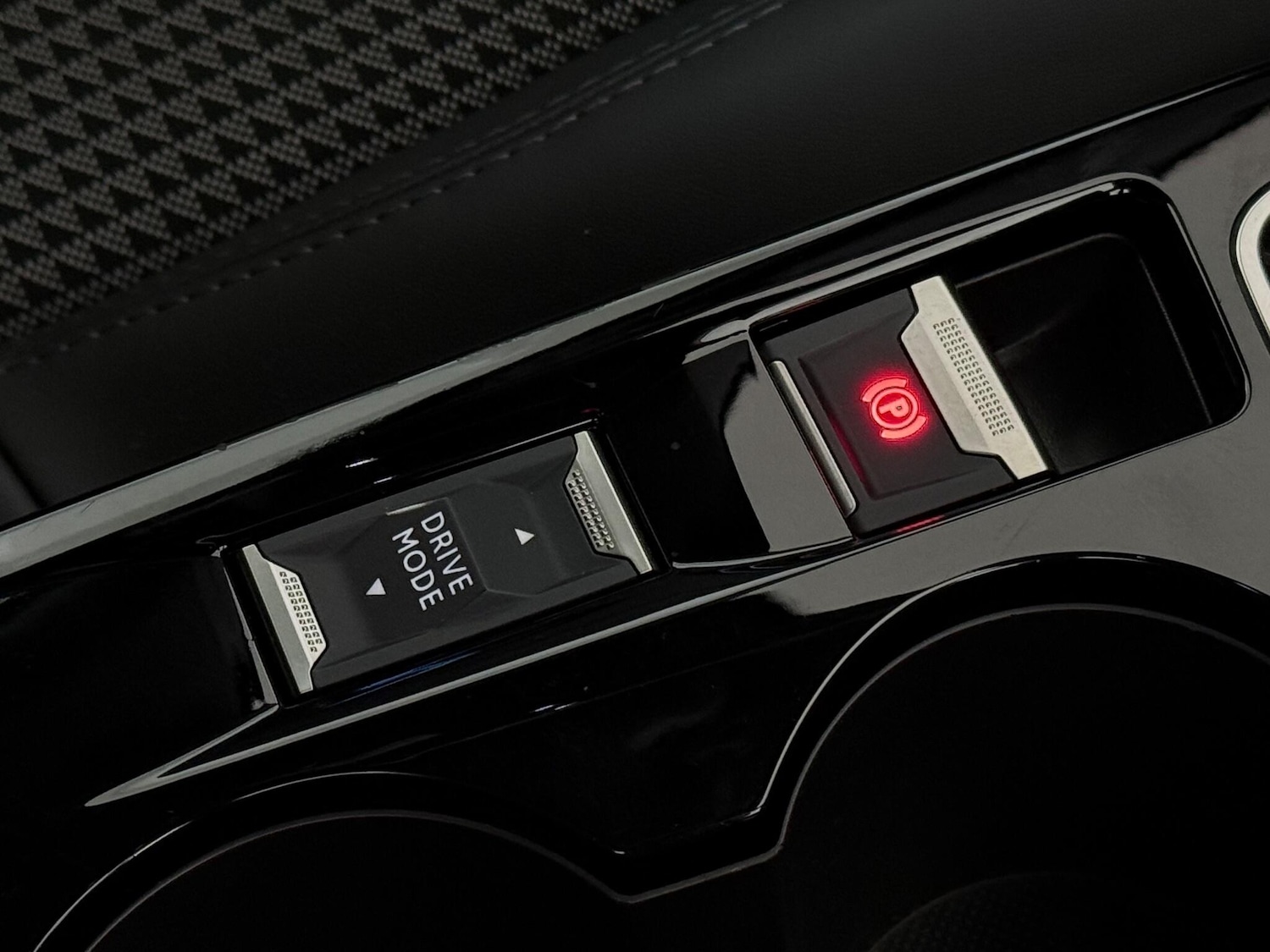 Used Peugeot 208 2023 for sale - 77181157: Photo 32