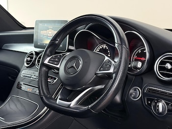 Used Mercedes-Benz GLC 2019 for sale - 79107636: Photo