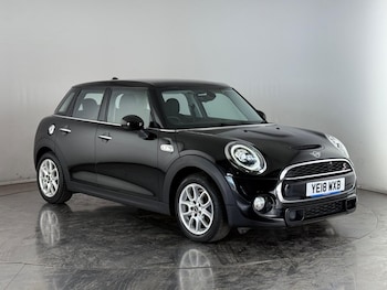 Used MINI Hatch 2018 for sale - 75509367: Photo