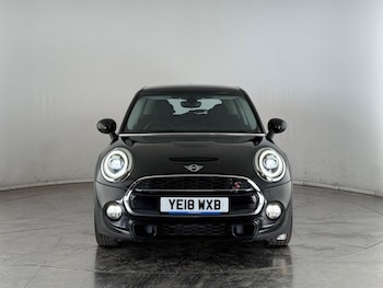 Used MINI Hatch 2018 for sale - 75509367: Photo