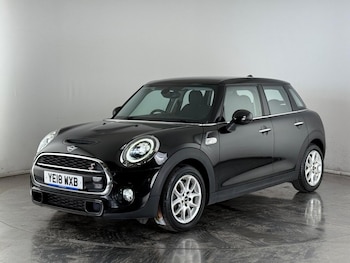 Used MINI Hatch 2018 for sale - 75509367: Photo