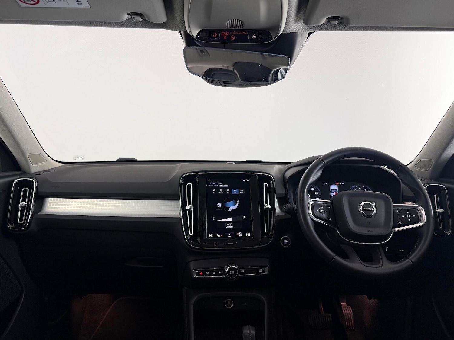 Used Volvo XC40 2021 for sale - 77181190: Photo 15