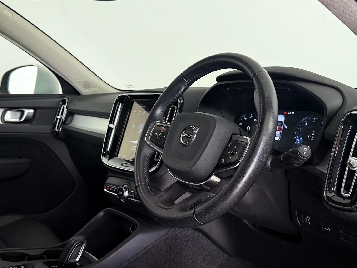 Used Volvo XC40 2021 for sale - 77181190: Photo 17