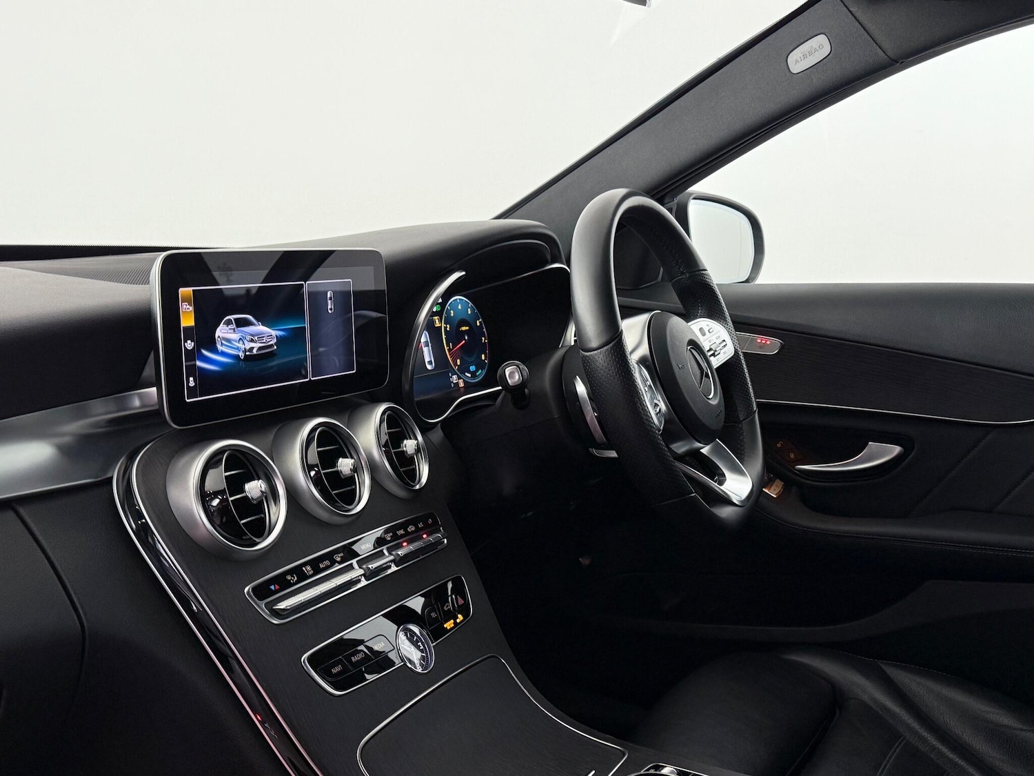 Used Mercedes-Benz C Class 2021 for sale - 77221988: Photo 17