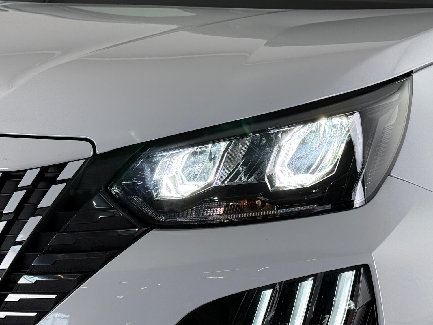 Used Peugeot 2008 2023 for sale - 76468296: Photo 9