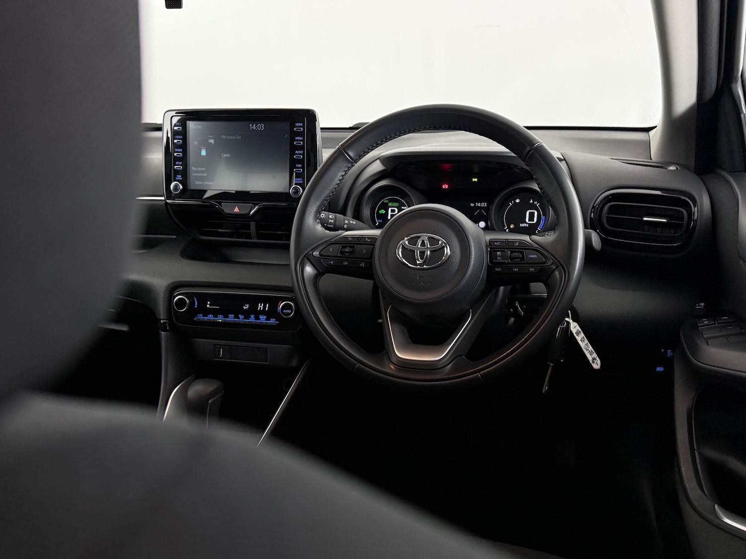 Used Toyota Yaris 2022 for sale - 77259981: Photo 14