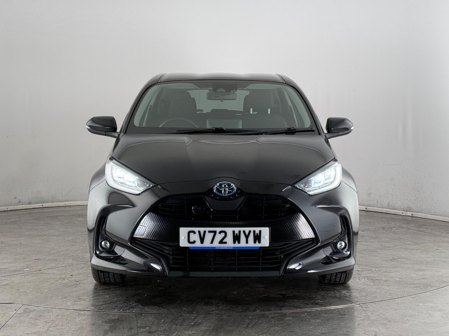 Used Toyota Yaris 2022 for sale - 77259981: Photo 2